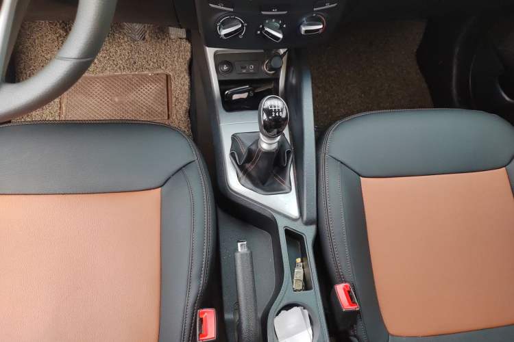 Used  Refine S3 2014 1.5L Manual Luxury Model