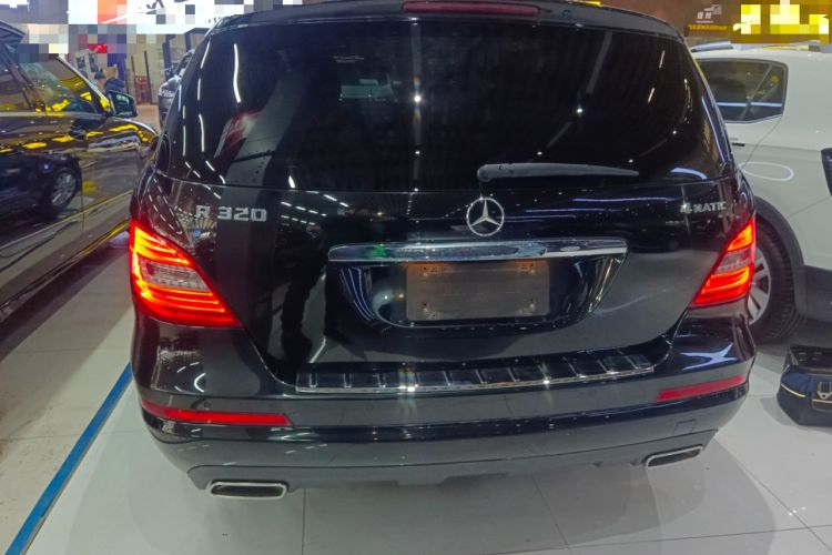 Used Mercedes-Benz R-Class 2017 R 320 4MATIC Business Edition Prestige Model