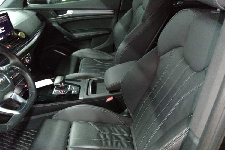 Used Audi Q5L 2023 40T Luxury Dynamic Model
