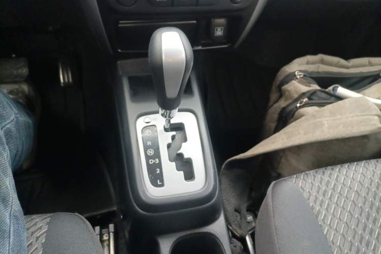 Used Suzuki Jimny 2015 1.3 AT JLX
