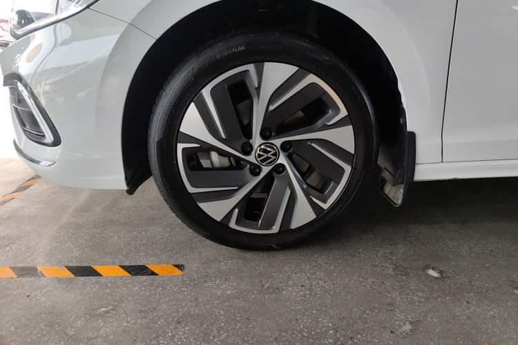 Used Volkswagen Bora 2023 300TSI DSG Prestige Edition
