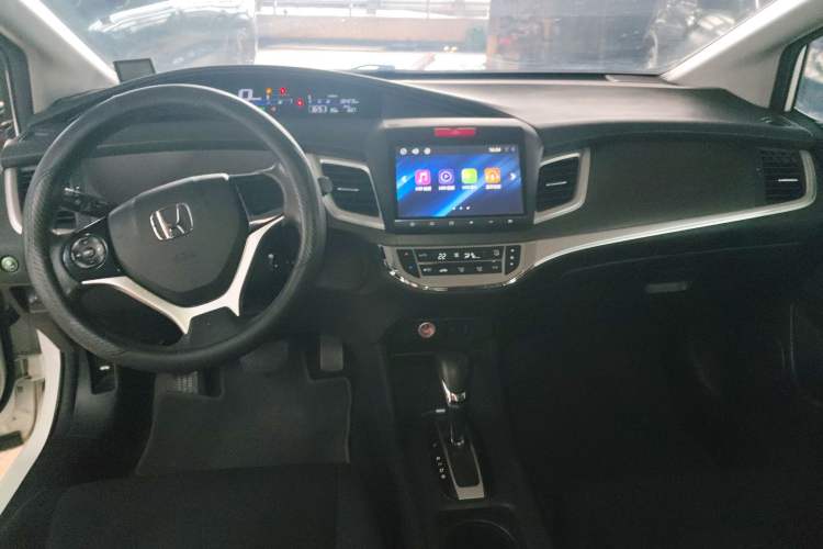 Used Honda Jade 2017 1.8L Automatic Classic Edition 5 seats
