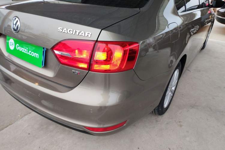 Used Volkswagen Sagitar 2014 1.4TSI Automatic Luxury Model
