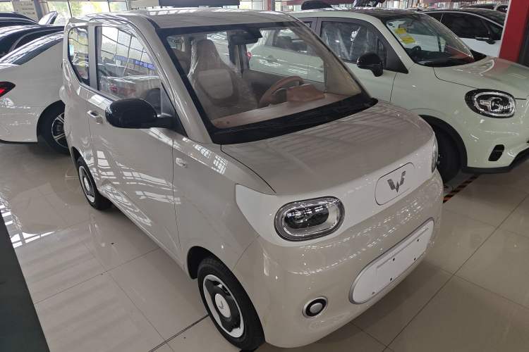 Used Wuling Hongguang MINIEV 2024 3rd Generation 215km Youth Edition
