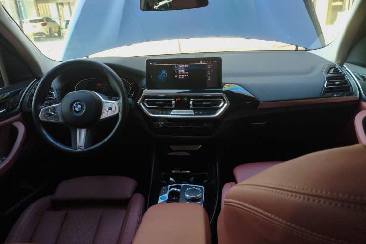Used BMW iX3 2023 Leading Model