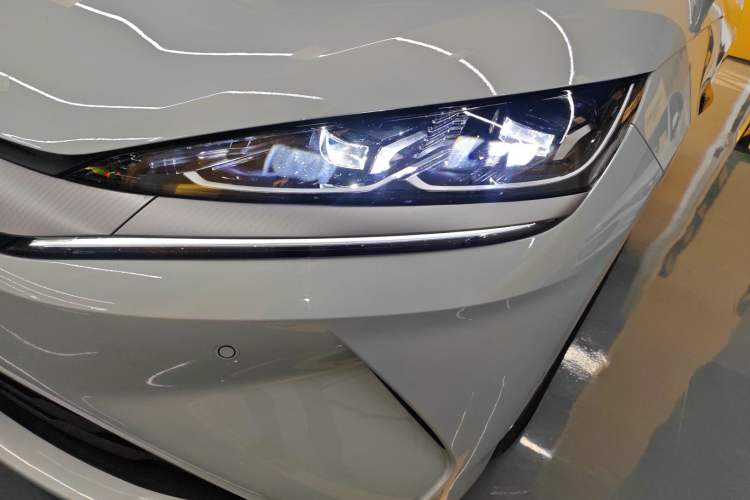 Used BYD Qin L 2025 EV 470KM Leading Edition