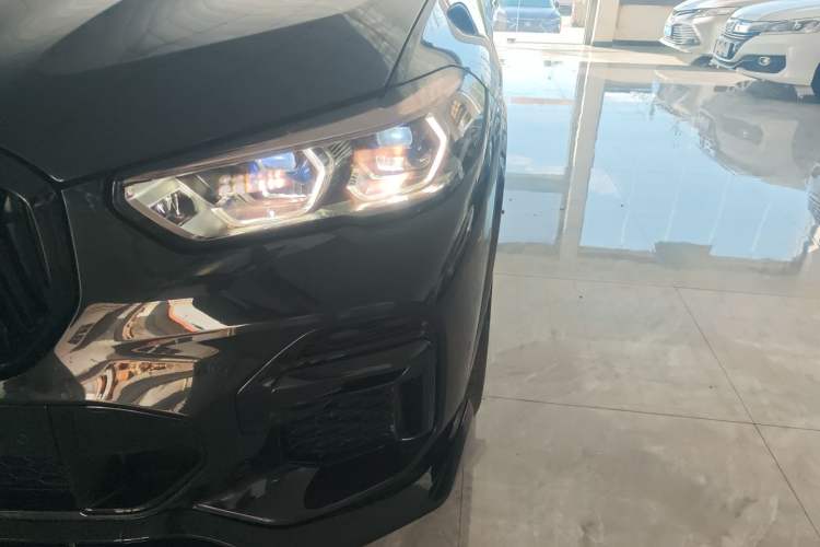 Used BMW X5 2022 Restyled xDrive 30Li Luxury Version M Sport Package