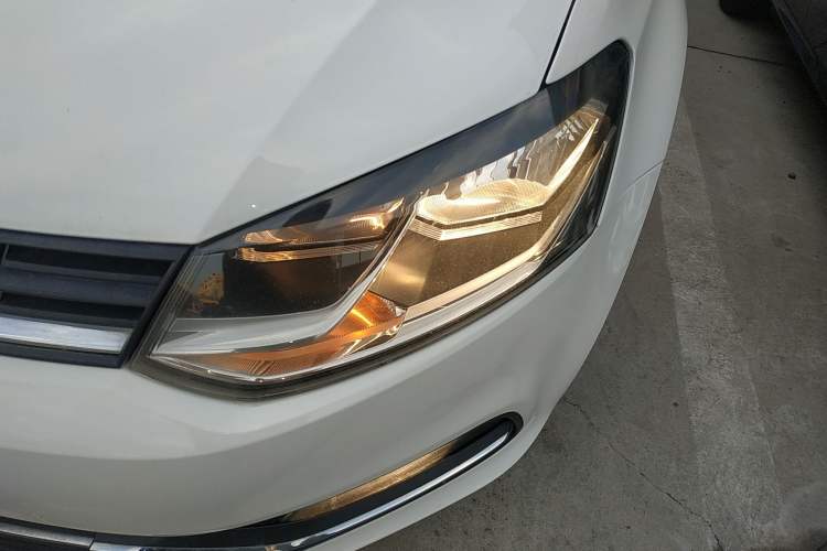 Used Volkswagen Polo 2014 1.4L Automatic Comfort Edition
