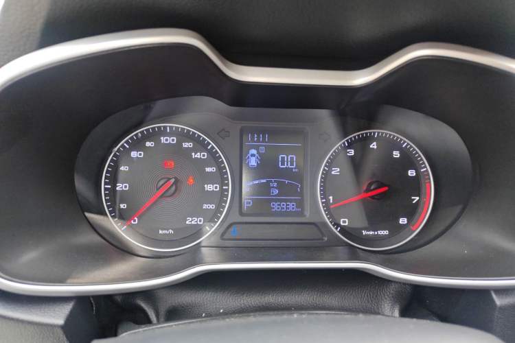 Used MG ZS 2017 1.5L Automatic Luxury Internet Edition
