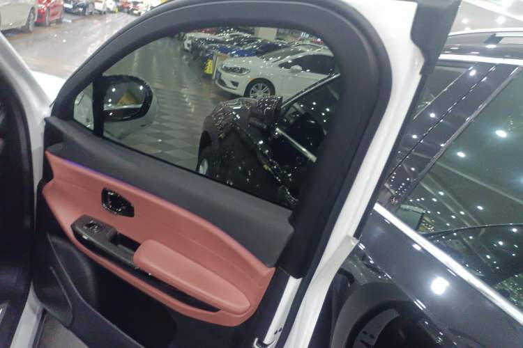 Used Nio EC6 2020 605 km Sport Edition
