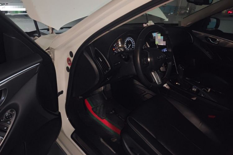 Used Infiniti Q50L 2018 2.0T Enjoyment Version China VI Standard
