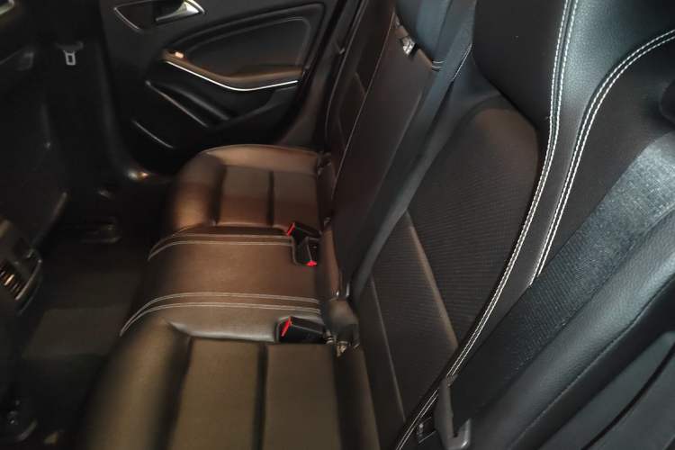 Used Mercedes-Benz GLA 2016 GLA 200 Fashion Model