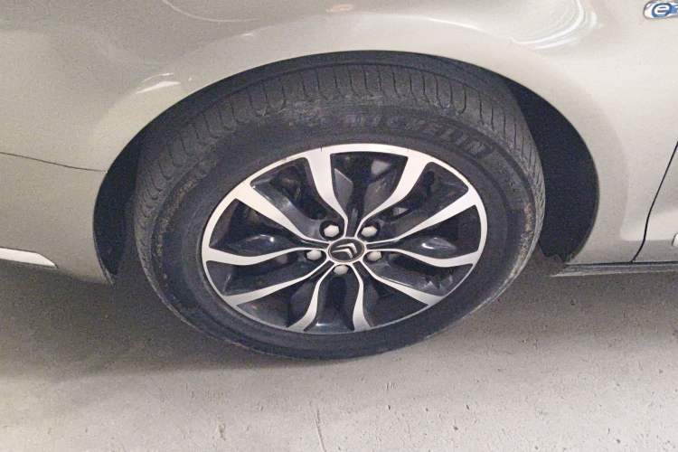 Used Citroen C5 2014 1.6T Automatic Prestige Model
