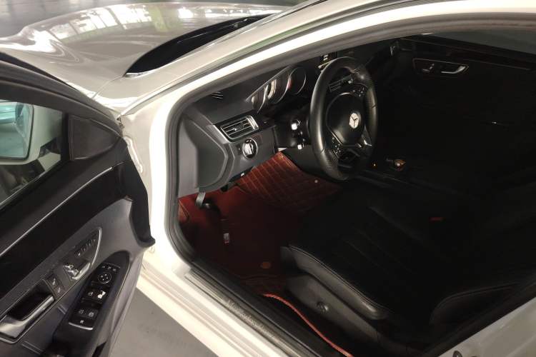 Used Mercedes-Benz E-Class 2014 E 300 L Sport Edition