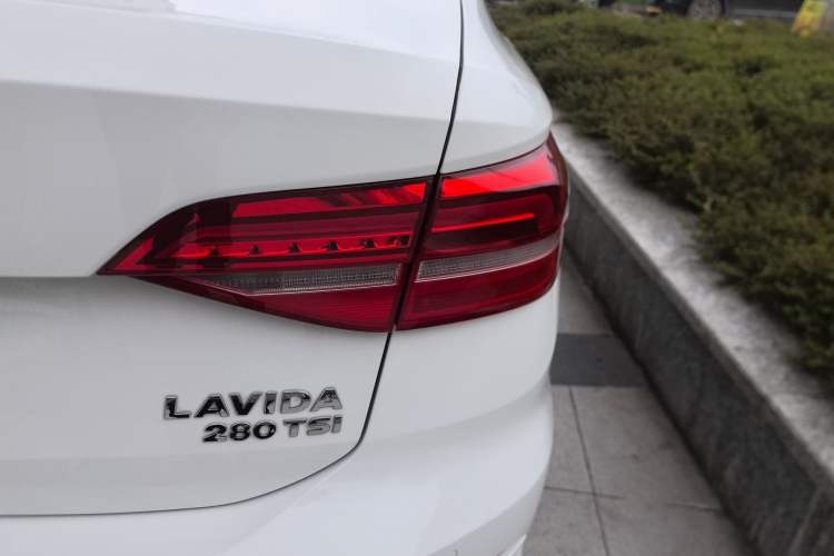 Used Volkswagen Lavida 2018 280TSI DSG Comfort Edition China V Standard