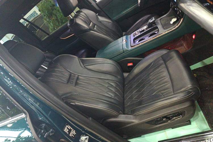 Used GAC Trumpchi GS8 2022 Double-Energy Series 2.0TM Two-Wheel Drive Prestige Edition (6 Seats)
