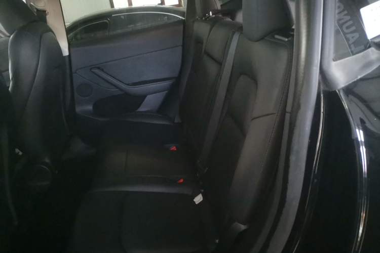 Used Tesla Model Y 2022 Rear-Wheel-Drive Version
