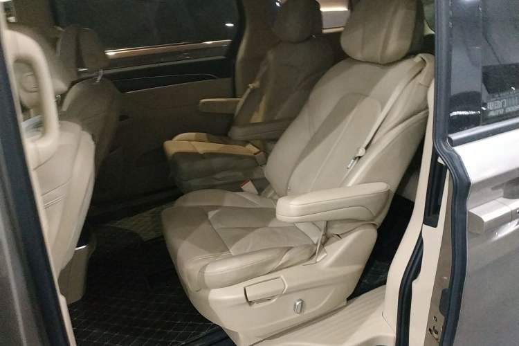 Used Buick GL8 2023 ES Lu Zun Deluxe Model