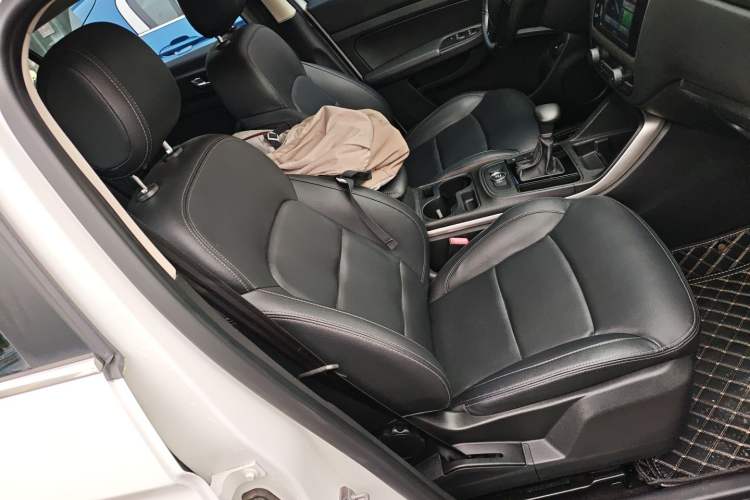 Used Qoros 5 2018 Revised Version 1.6T Automatic Leading Edition