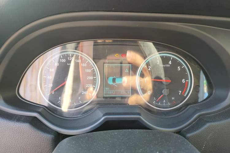 Used Brilliance H530 2011 1.6L Manual Comfort Version
