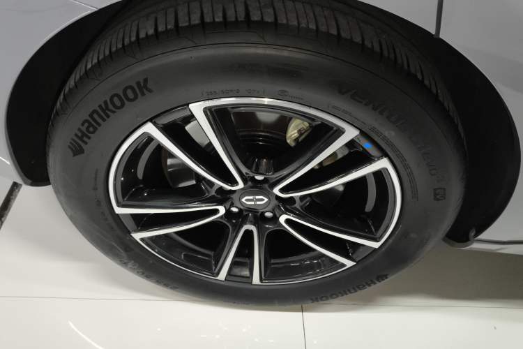 Used Hima AITO M5 2024 Extended-Range Max Rear-Wheel Drive Advanced Intelligent Driving Version
