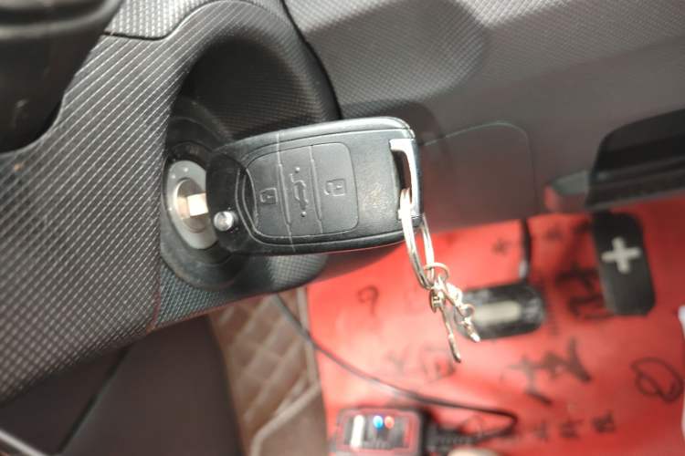 Used Wuling Hongguang MINIEV 2021 Macaron Fashion Model Lithium Iron Phosphate
