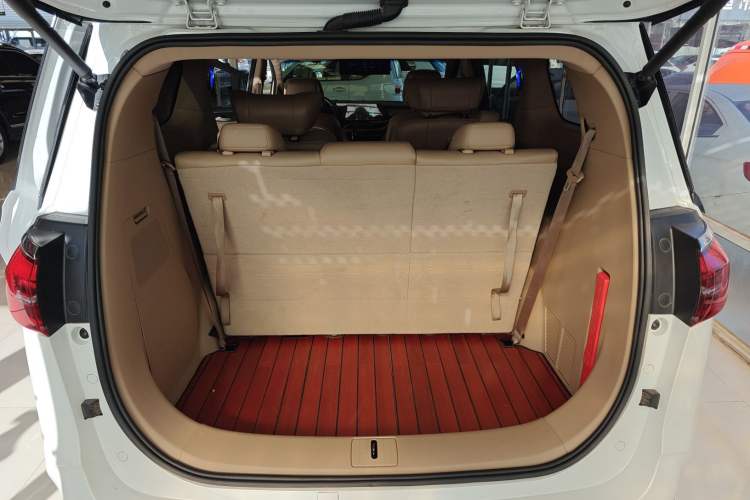 Used Buick GL8 2020 ES Land Cruiser 653T Luxury Edition
