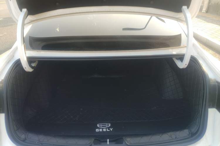 Used Geely Auto Preface 2025 Dongfang Yao 2.0TD Lanxing Edition
