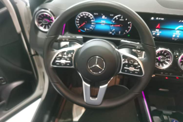 Used Mercedes-Benz GLB 2021 GLB 200 Dynamic Edition
