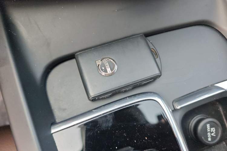 Used Volvo S60 2022 B4 Zhiyi Luxury Edition