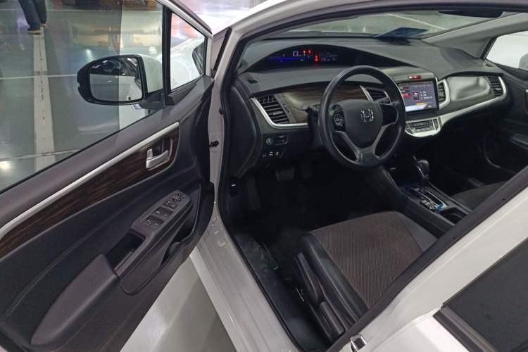 Used Honda Jade 2020 1.8L automatic Comfort version
