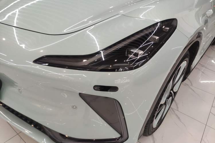 Used  LS7 2023 90 kWh Elite Rear-Drive Version
