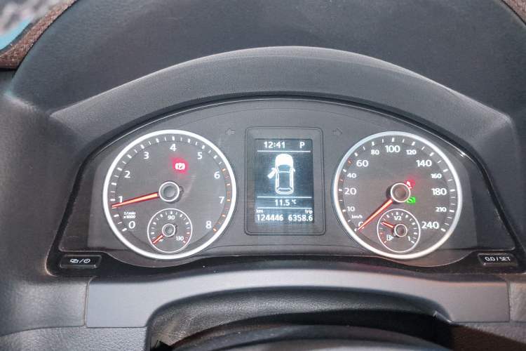 Used Volkswagen Tiguan 2016 280TSI Automatic Two-Wheel-Drive Silk Road Style Edition