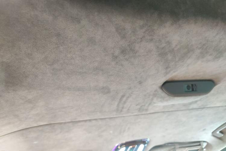 Used  LEVC L380 2024 140-Degree 8-Seater Four-Wheel Drive Max
