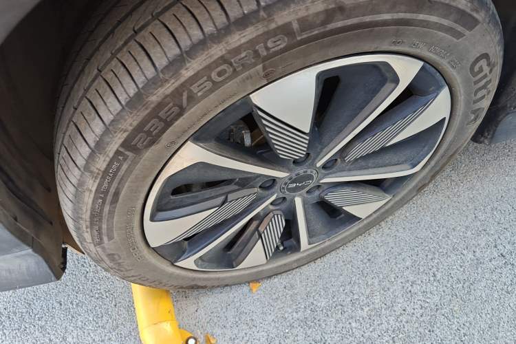 Used BYD Song PLUS New Energy 2025 DM-i Intelligent Driving 160KM Flagship Model
