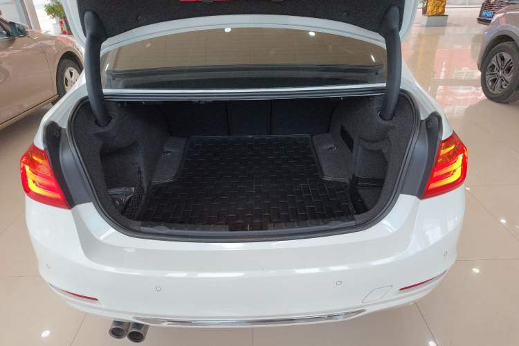 Used BMW 3 Series 2014 328Li xDrive Luxury Design Package
