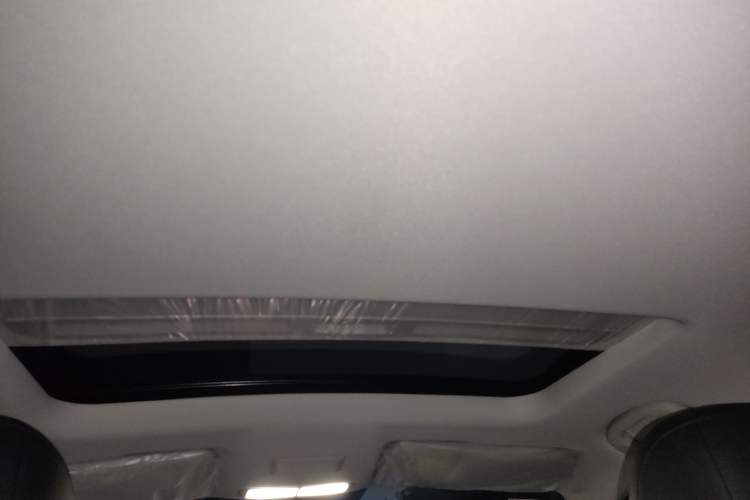 Used Roewe i5 2023 1.5L CVT Luxury Edition
