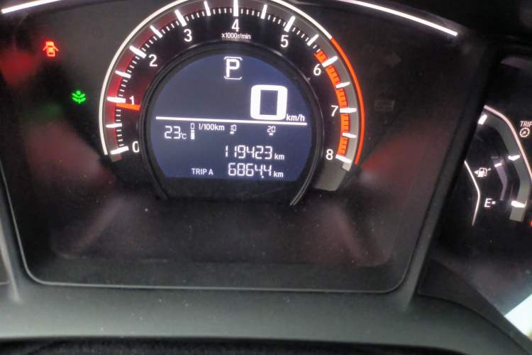 Used Honda Civic 2016 180TURBO CVT Comfort Version