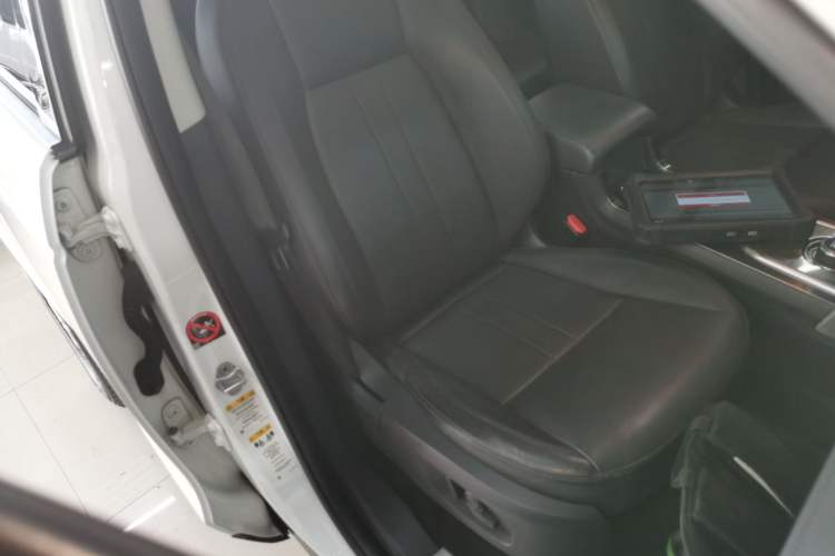 Used Land Rover Discovery Sport 2018 240 PS SE Version
