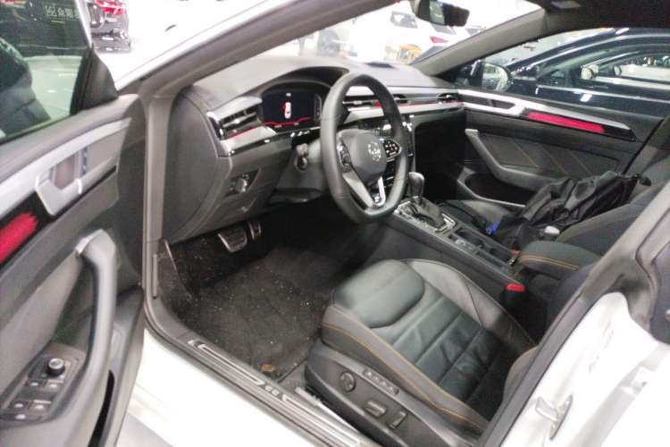 Used Volkswagen FAW-Volkswagen CC 2024 380TSI Striking All-Encompassing Edition
