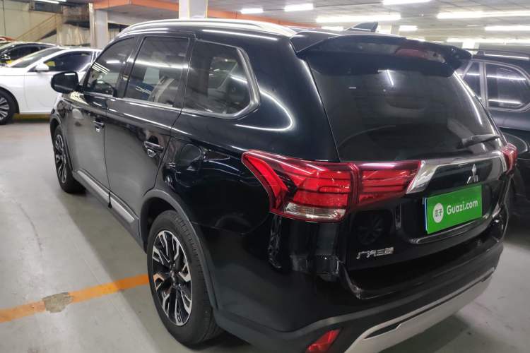 Used Mitsubishi Outlander 2020 2.0L Two-Wheel Drive Enjoyment Version 5 Seats
