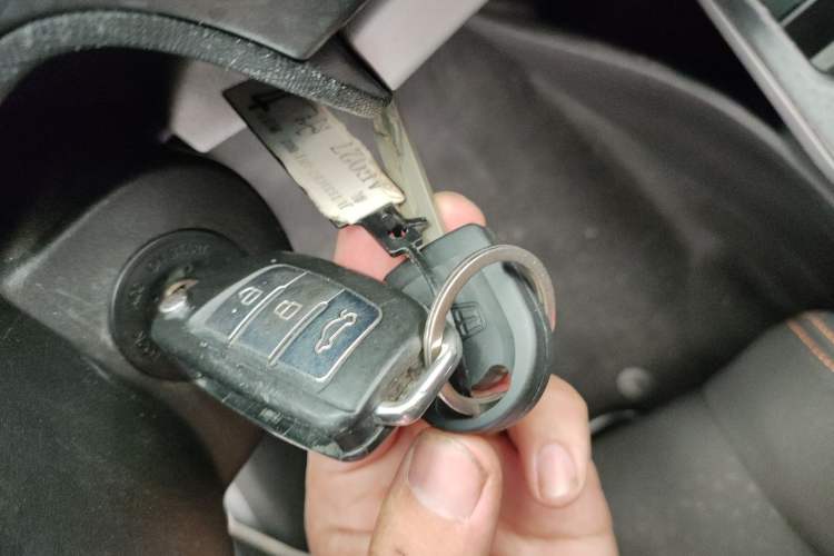 Used Geely Auto Vision X1 2017 1.3L Automatic Fun Edition
