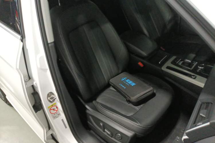 Used Audi Q5L 2020 Updated 40 TFSI Prestige Fashion Edition
