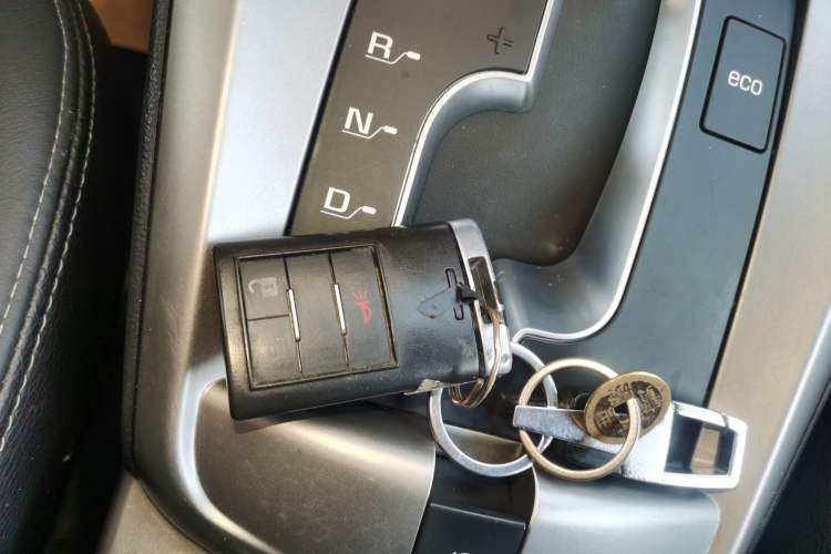 Used Chevrolet Captiva 2015 2.4L Two-Wheel Drive Urban Version 7 Seats