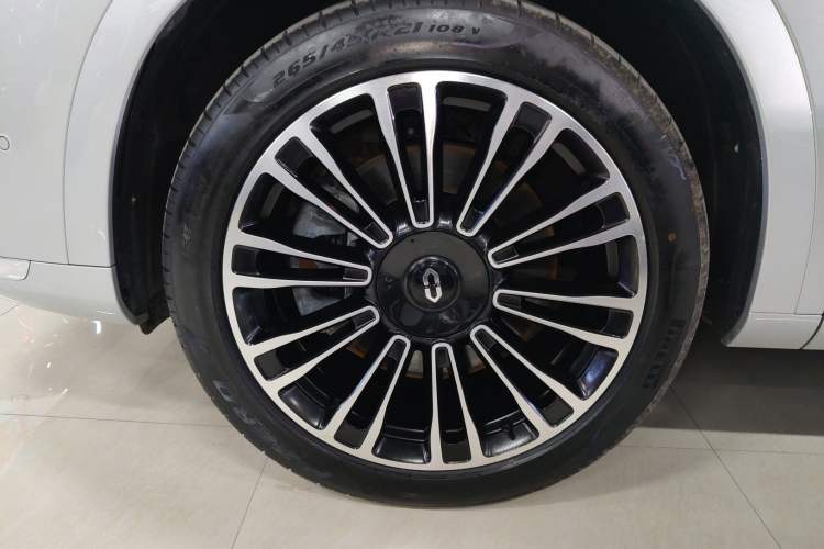 Used Hima AITO M7 2024 1.5T Intelligent Driving Rear-Drive Pro Version 6 Seats
