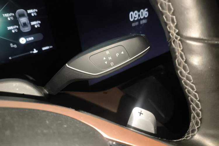 Used  Lanyue 2023 400T Four-Wheel Drive Star Prestige Edition 6 Seats
