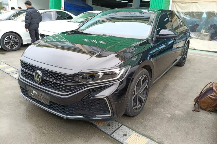 Used Volkswagen Passat 2024 380TSI Starry Elite Edition