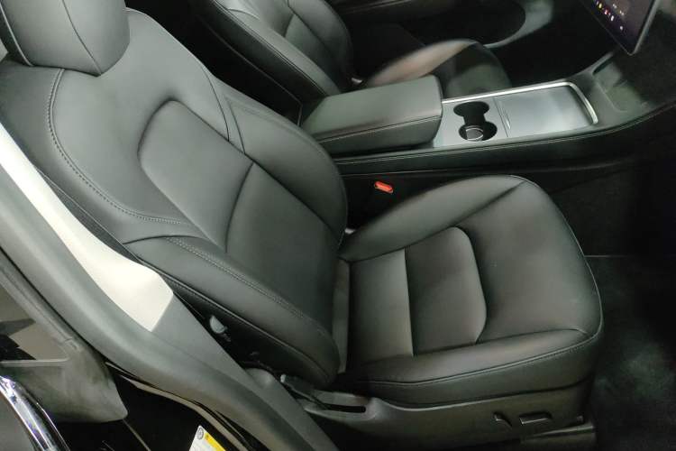 Used Tesla Model Y 2021 Performance High-Performance All-Wheel-Drive Version
