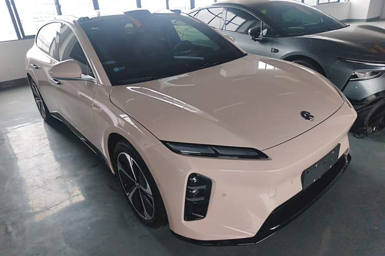 Used Nio ET5T 2025 75 kWh Touring