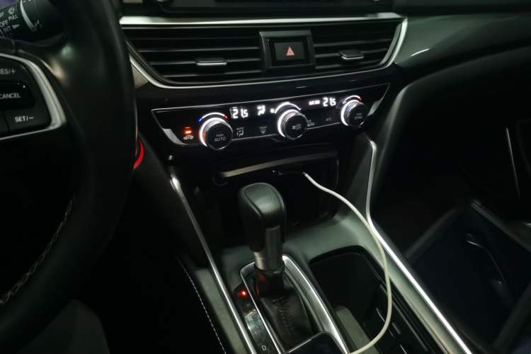 Used Honda Inspire 2019 260TURBO Elegant Edition China VI Emission Standard
